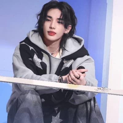 Hyunjin Hwang thumbnail