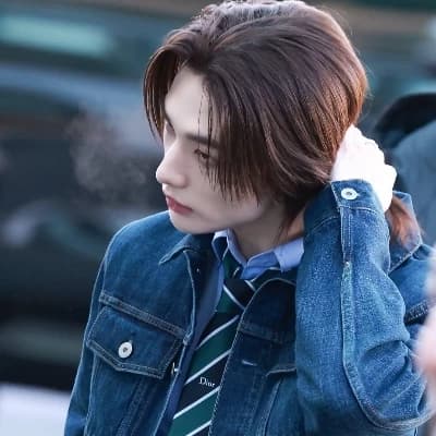 Hyunjin Hwang thumbnail
