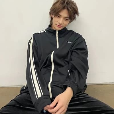 Hyunjin Hwang thumbnail