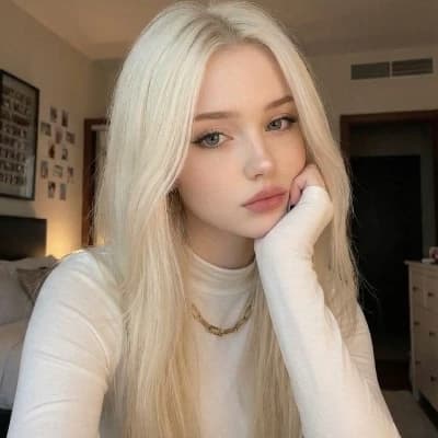 Seraphina 'LunaVerse' Thorne thumbnail