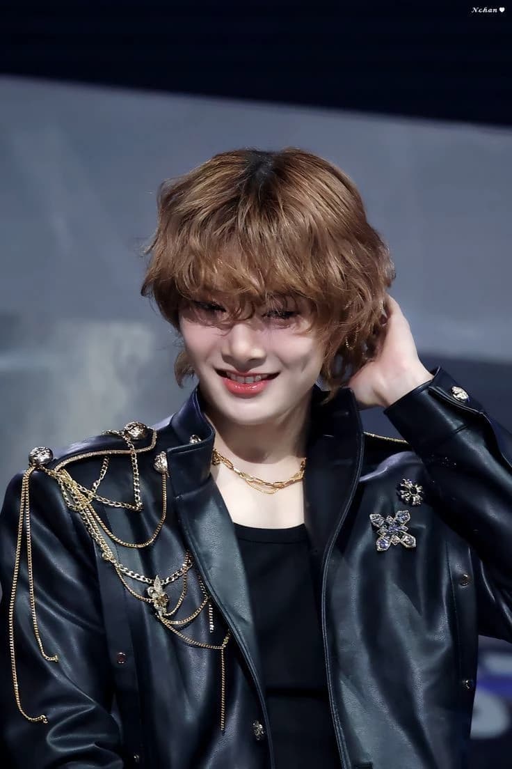 IN / Jeongin 💫 thumbnail