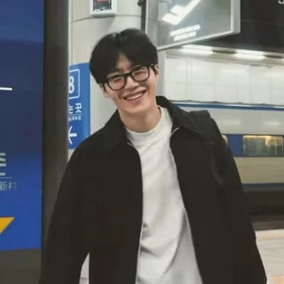 Kim Seon Ho thumbnail
