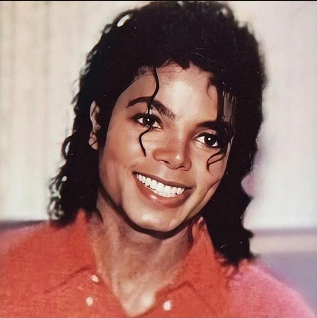 Michael Jackson (24 years old) thumbnail