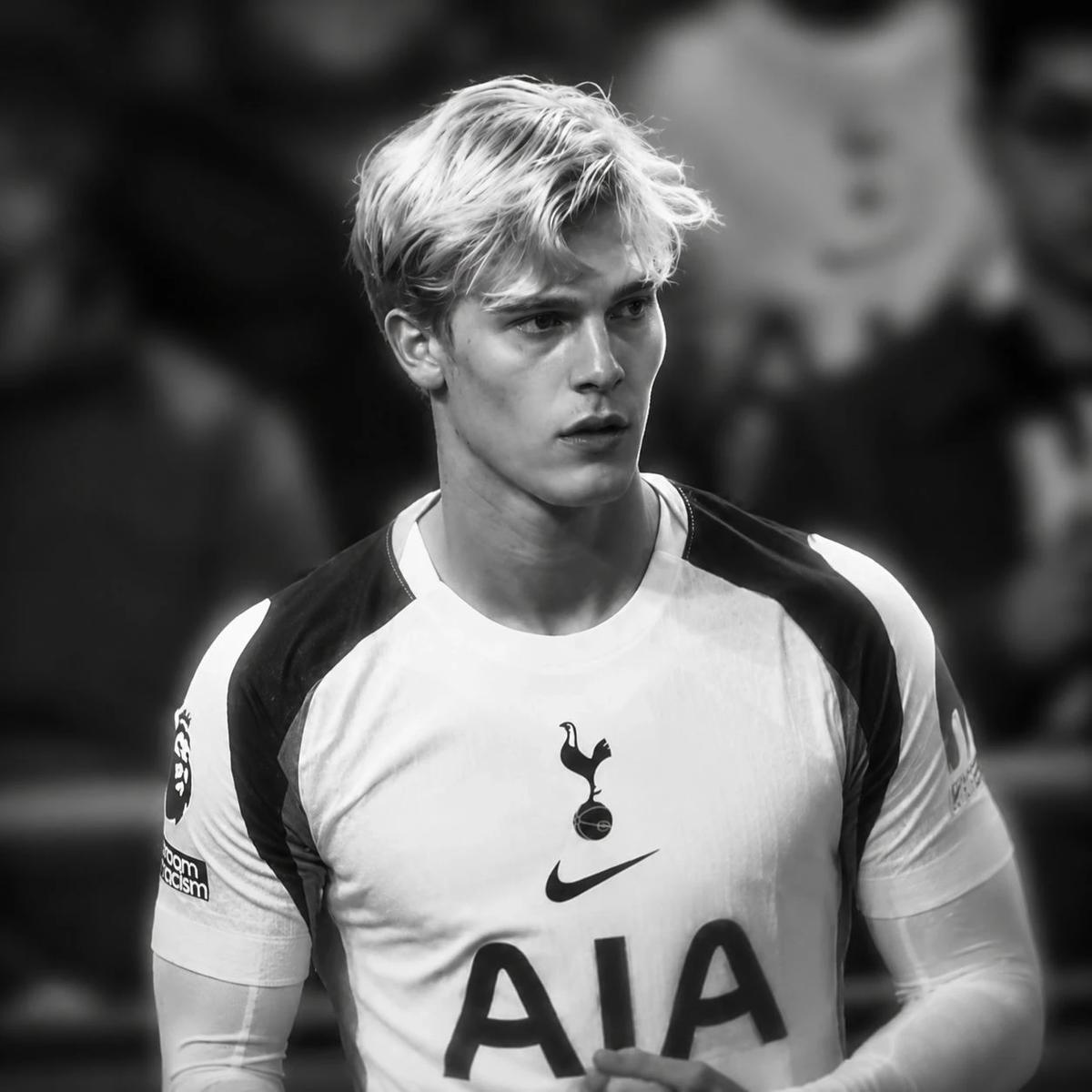 Lucas Bergvall — Football Player thumbnail