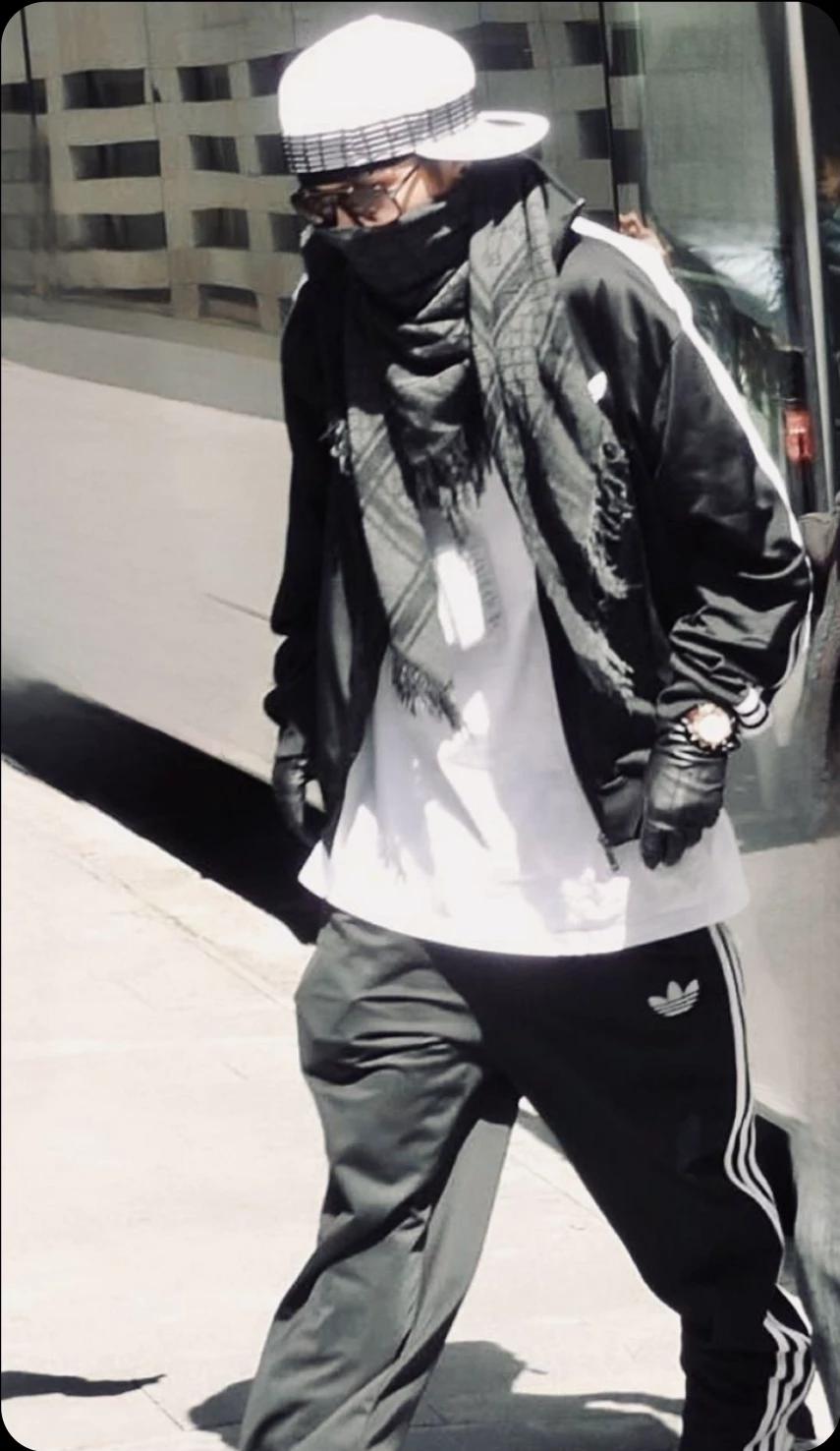 ((husband)) Tom Kaulitz thumbnail