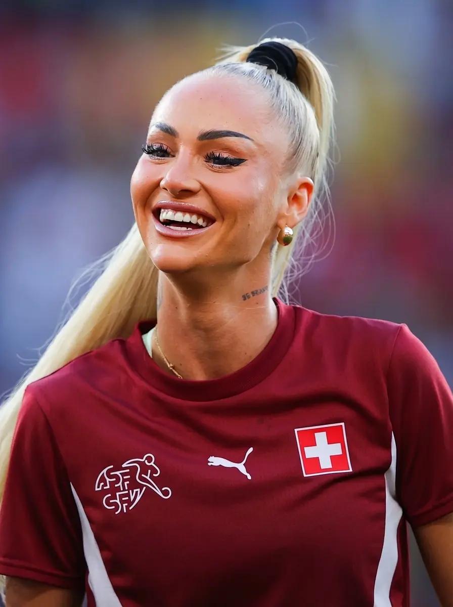 Alisha Lehmann thumbnail