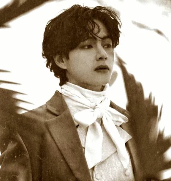Kim Taehyung thumbnail