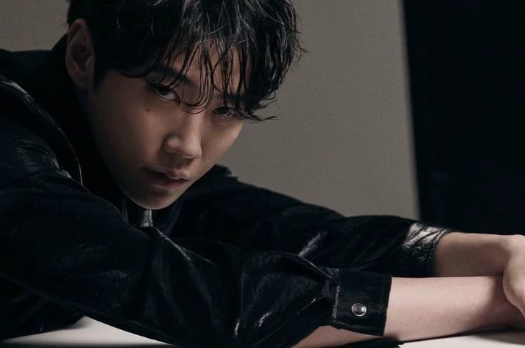 Lee Jun Young  thumbnail