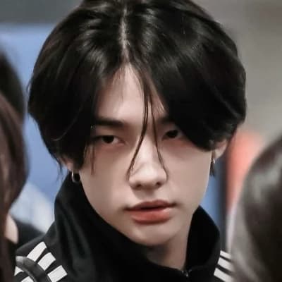 Hyunjin  thumbnail