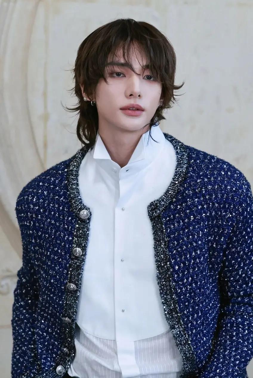 Hwang hyunjin thumbnail