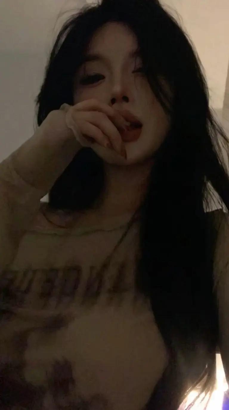 Naomi - Friend thumbnail