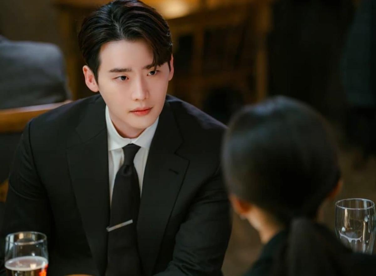 Lee jong suk thumbnail