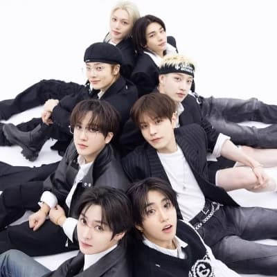 Stray kids thumbnail