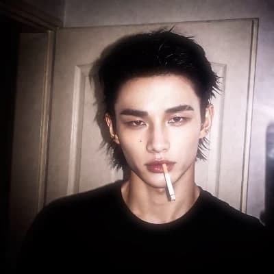 Hyunjin thumbnail