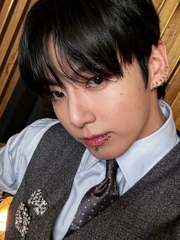Jeon Jungkook thumbnail