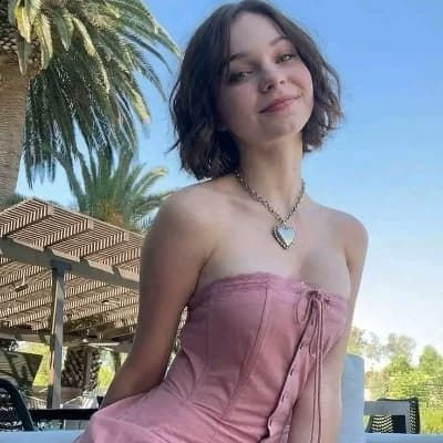 Emma Myers thumbnail