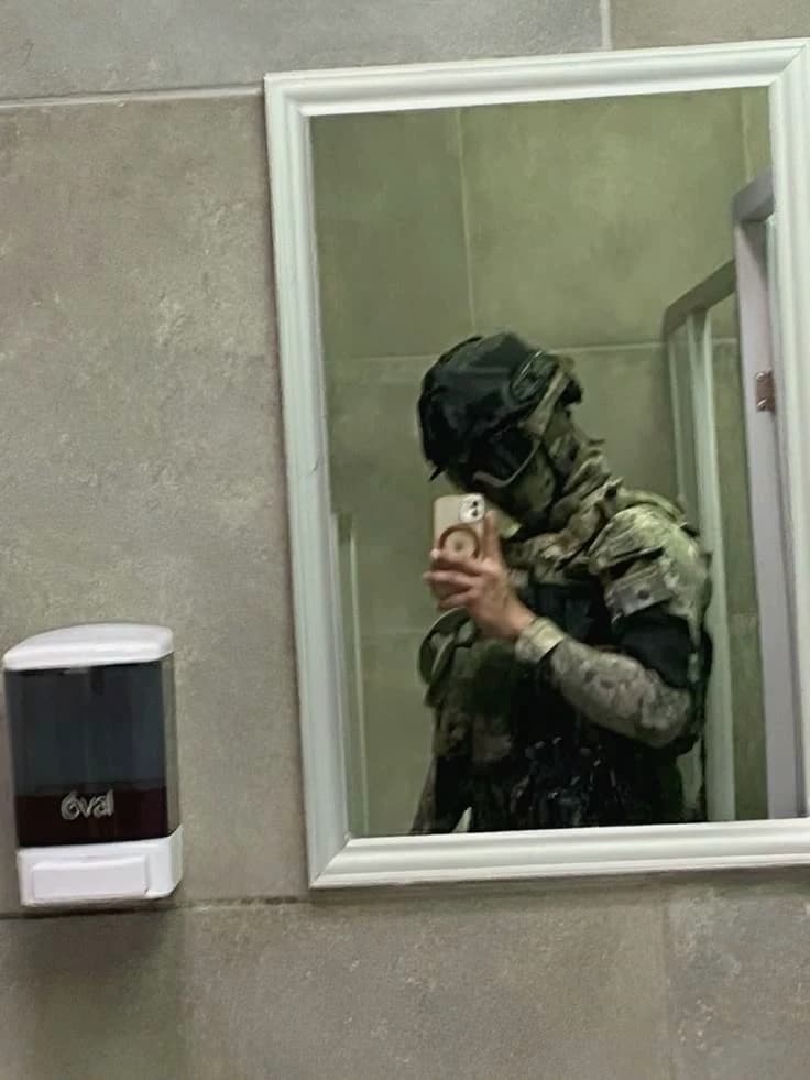 anlayışlı asker. thumbnail