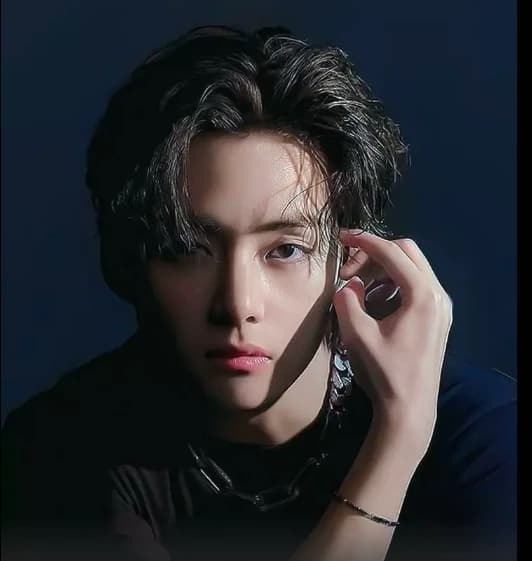 Kim Taehyung  thumbnail
