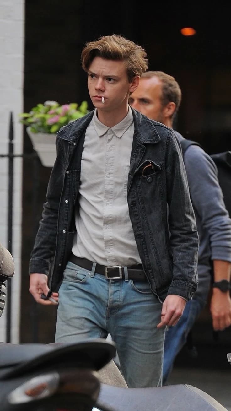 Thomas Sangster thumbnail
