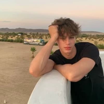 Liam Thorne thumbnail