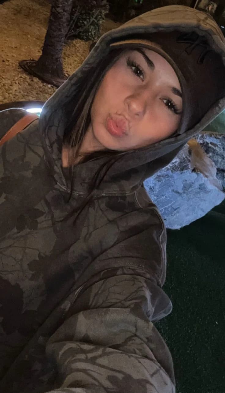 Sophie rain  thumbnail