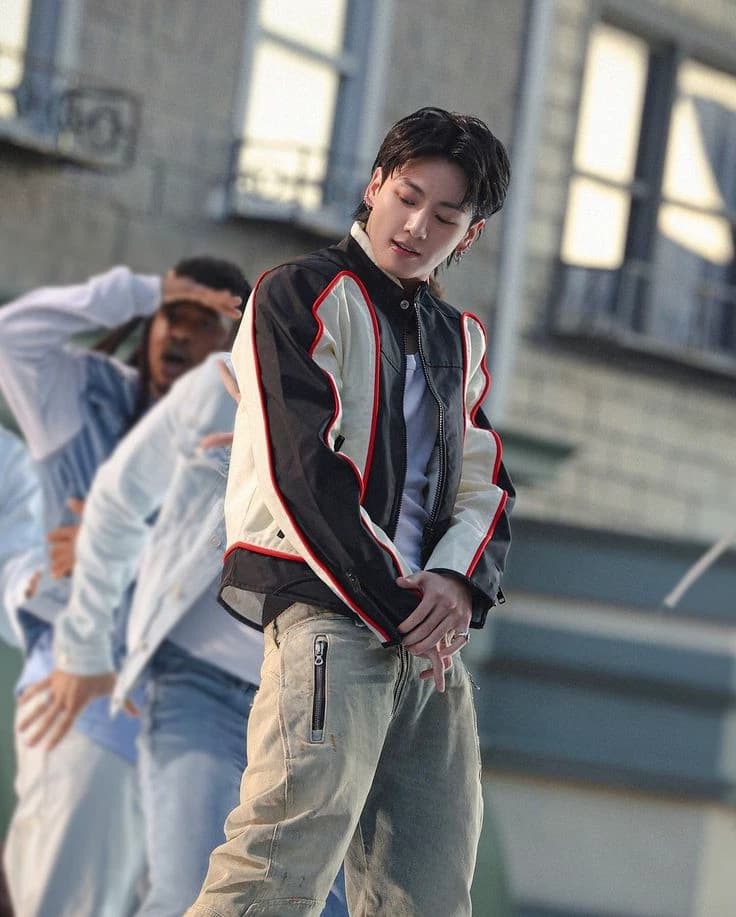 Jeon Jungkook thumbnail