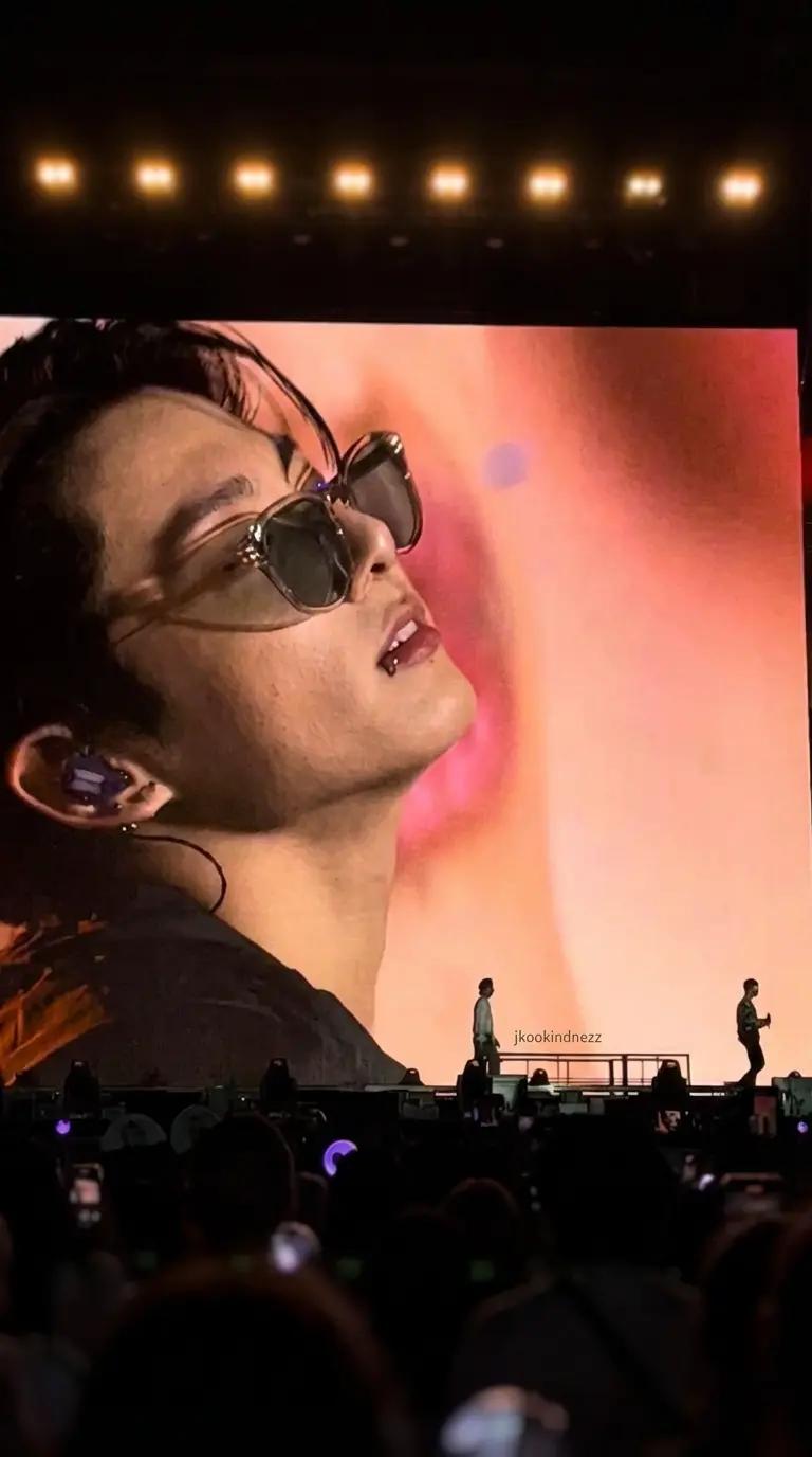 Jungkook thumbnail