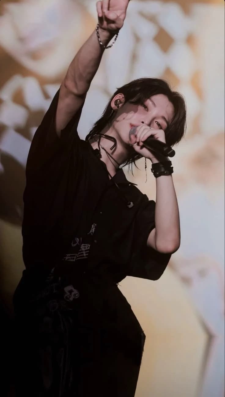 Stray Kids thumbnail