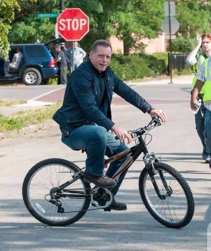 Hank voight thumbnail