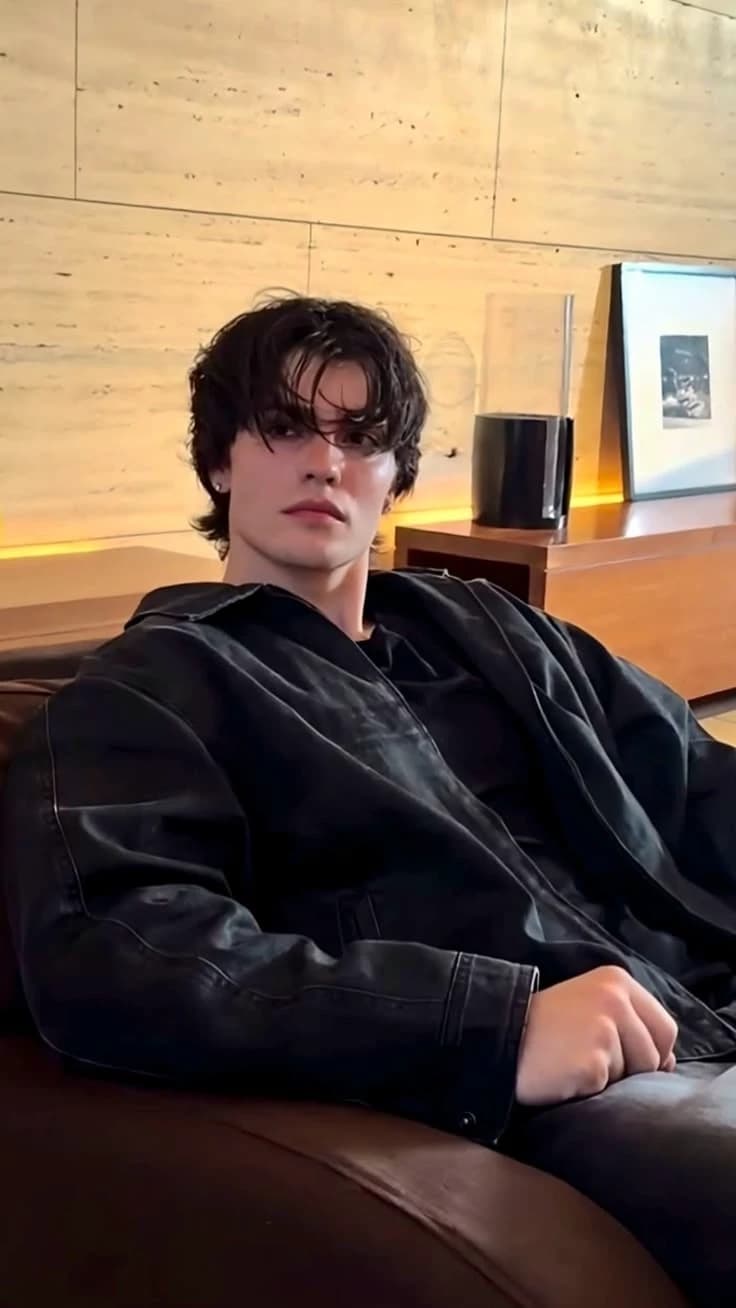 Max/ The cleaning monster thumbnail