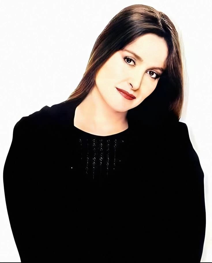 Daniela romo  thumbnail