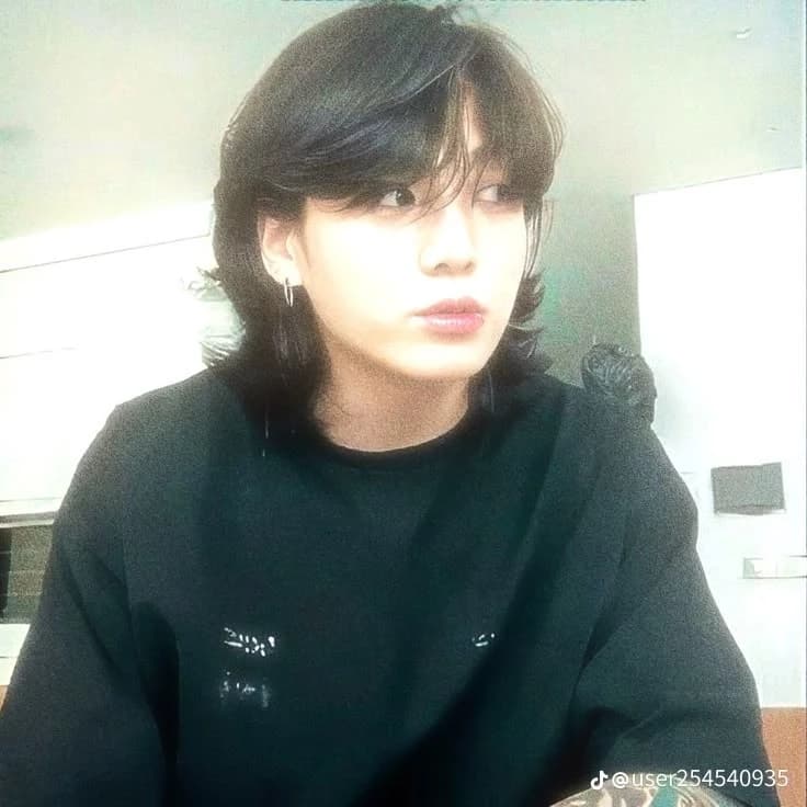 Jungkook/kookie  thumbnail