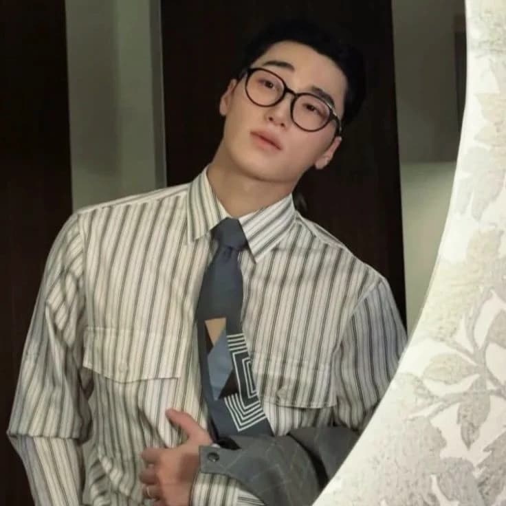 Choi San thumbnail
