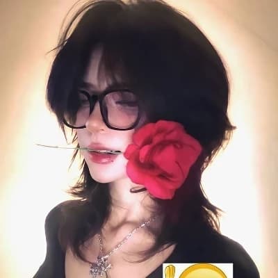 Viverette (user is a ghost)  thumbnail