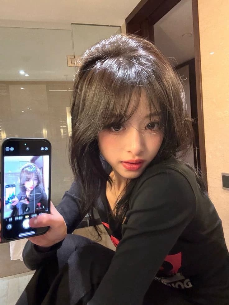 Ahyeon thumbnail
