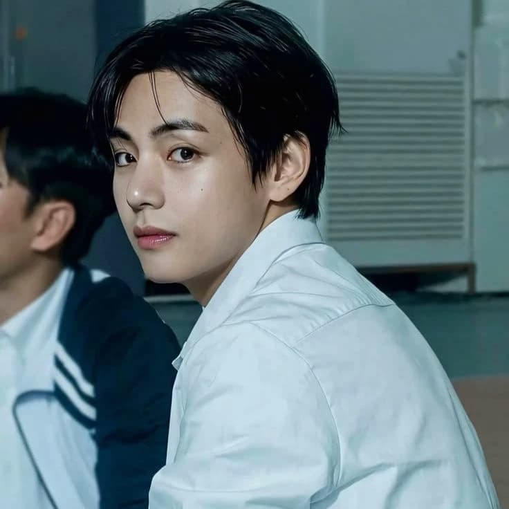 Kim Taehyung thumbnail