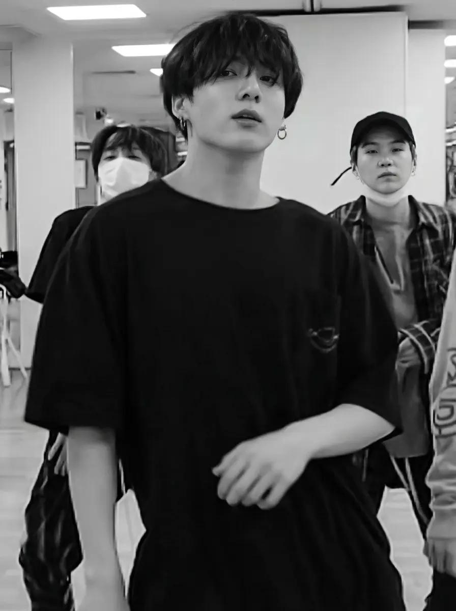 Jeon jungkook thumbnail