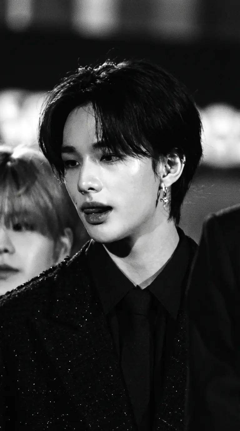 Hyunjin thumbnail