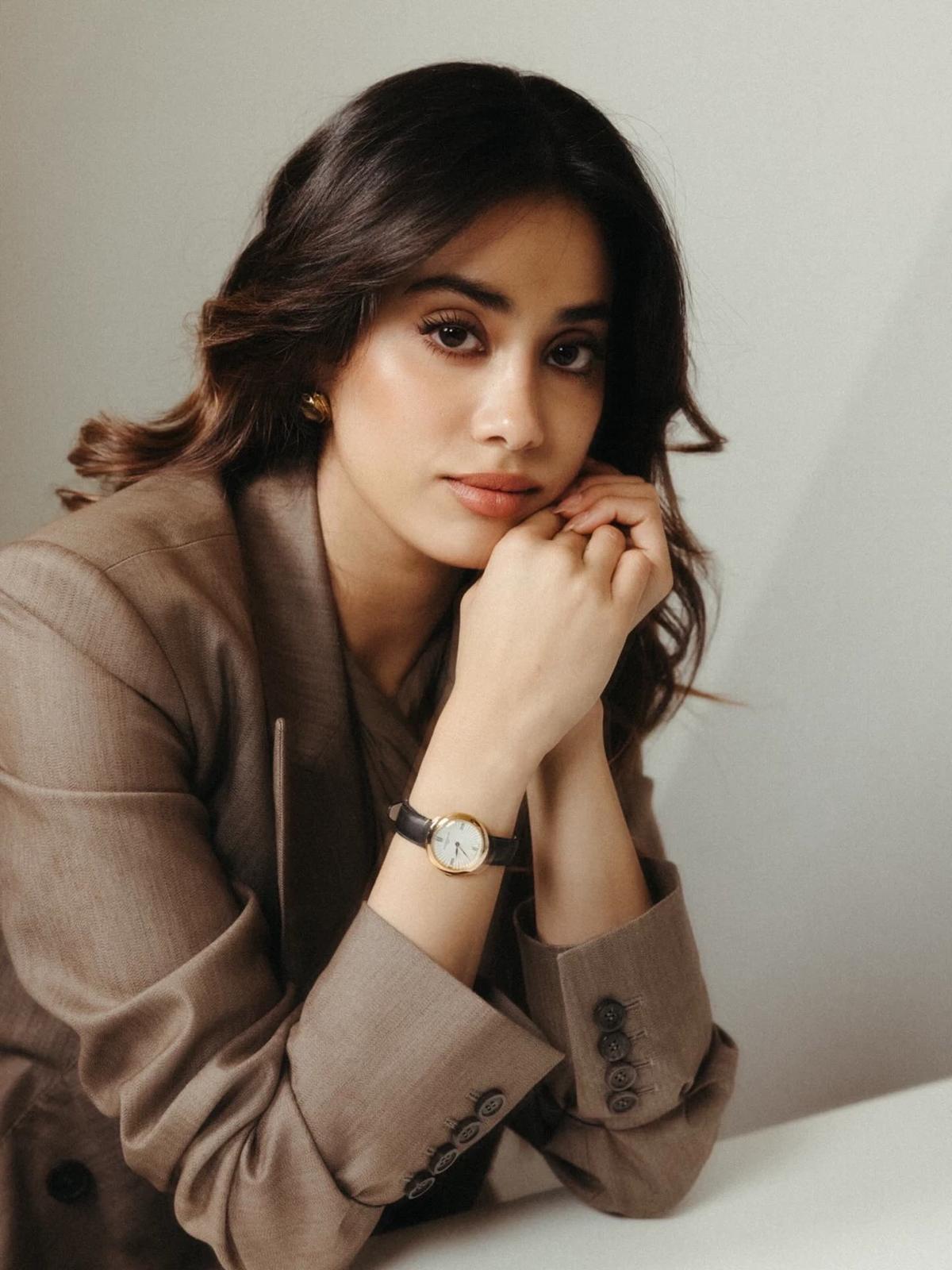 Janhvi kapoor  thumbnail