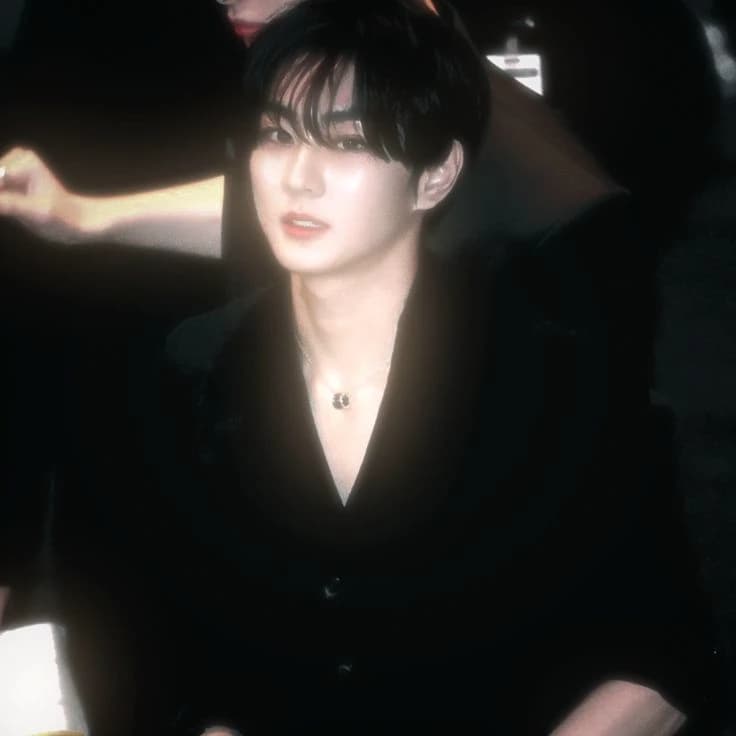 Enhypen X Jungwon (you as Jungwon!) thumbnail