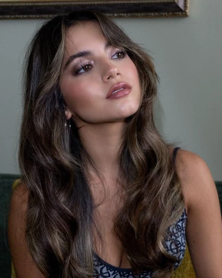 Isabela merced  thumbnail