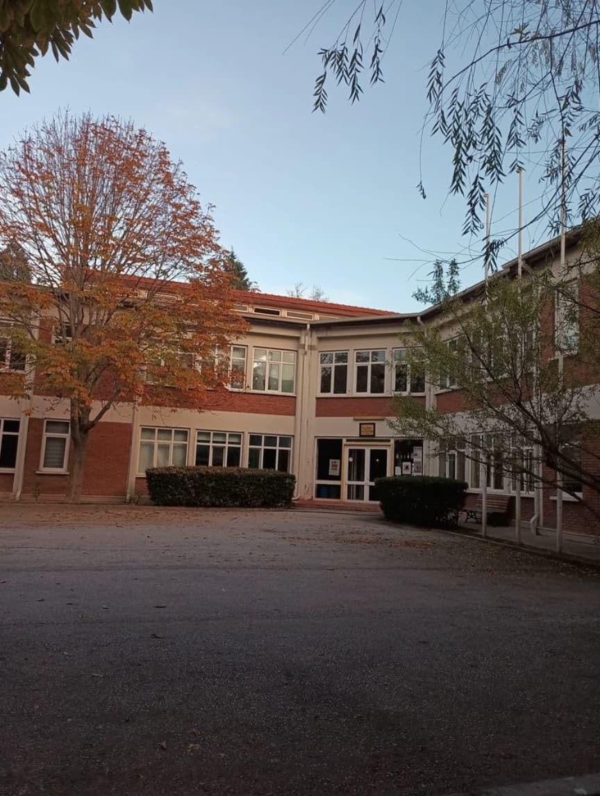 school  thumbnail