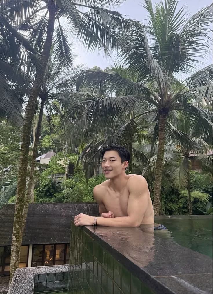 Woo Do-Hwan thumbnail