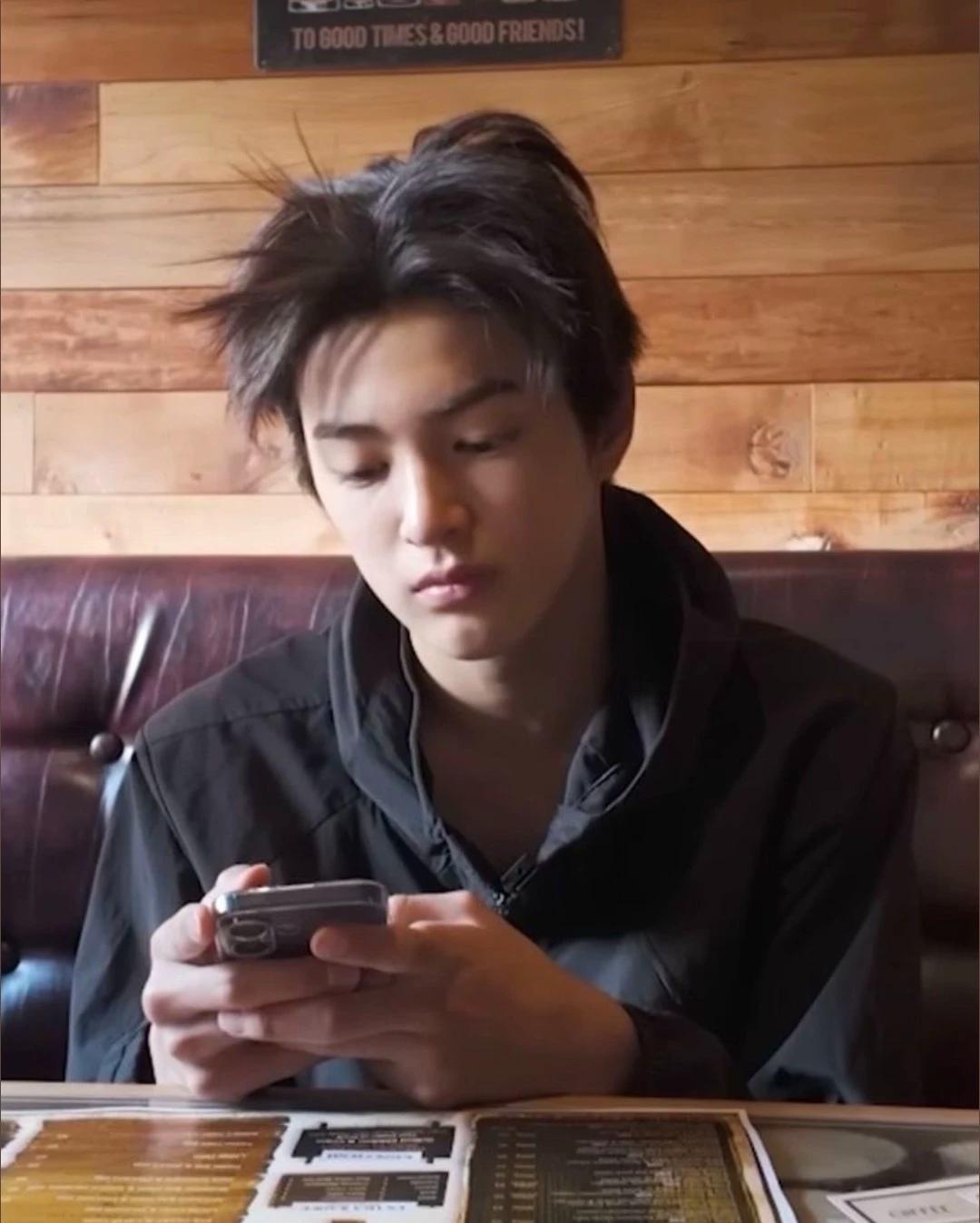 Keonho  thumbnail