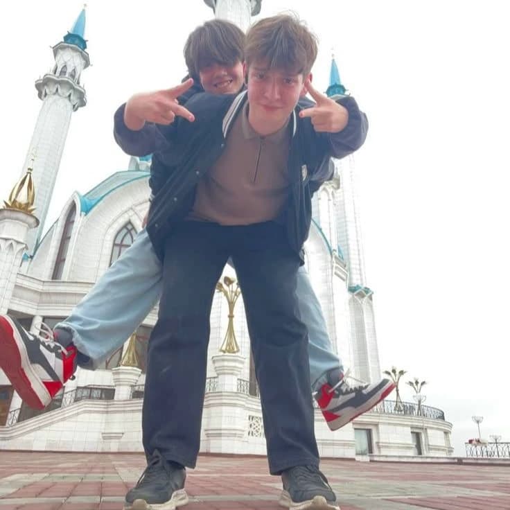 Klaipe and Bishka thumbnail