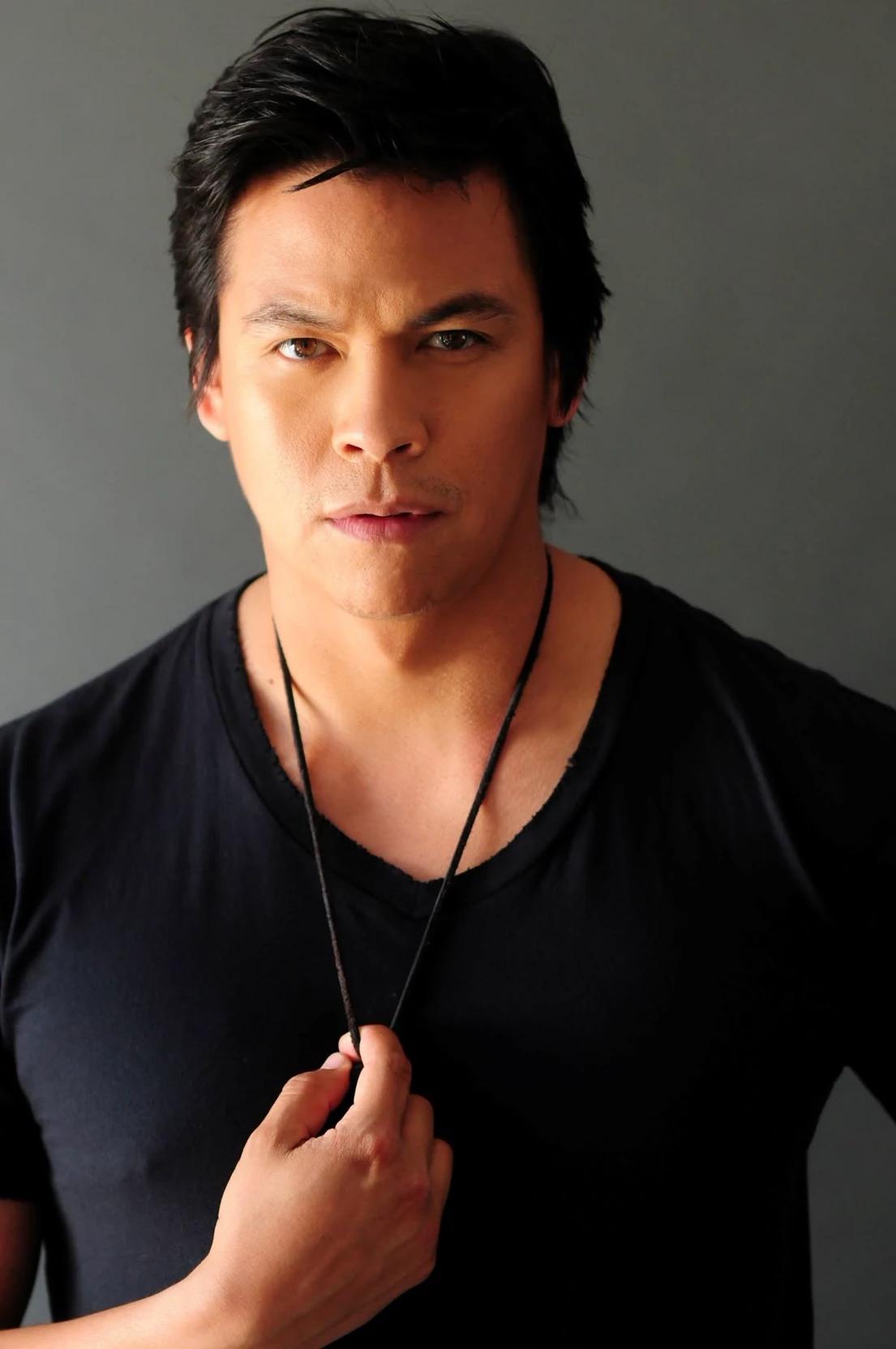 Sam uley [Alfa paket Quileute] - BL [boylove] thumbnail
