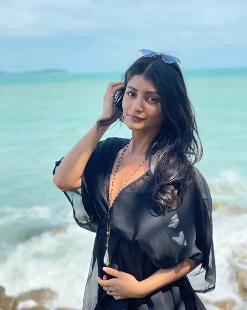 Sadhika thumbnail