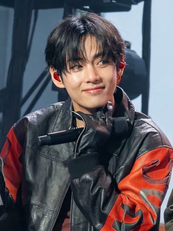 Kim taehyung thumbnail