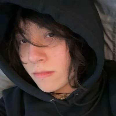 Alex thumbnail