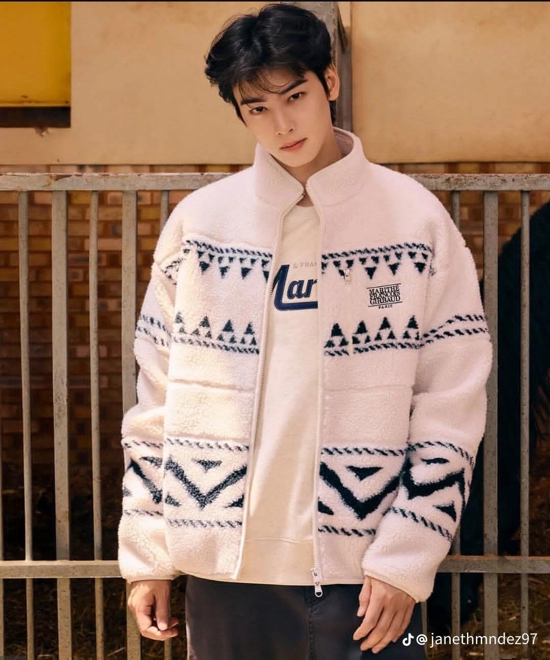 Cha Eunwoo  thumbnail